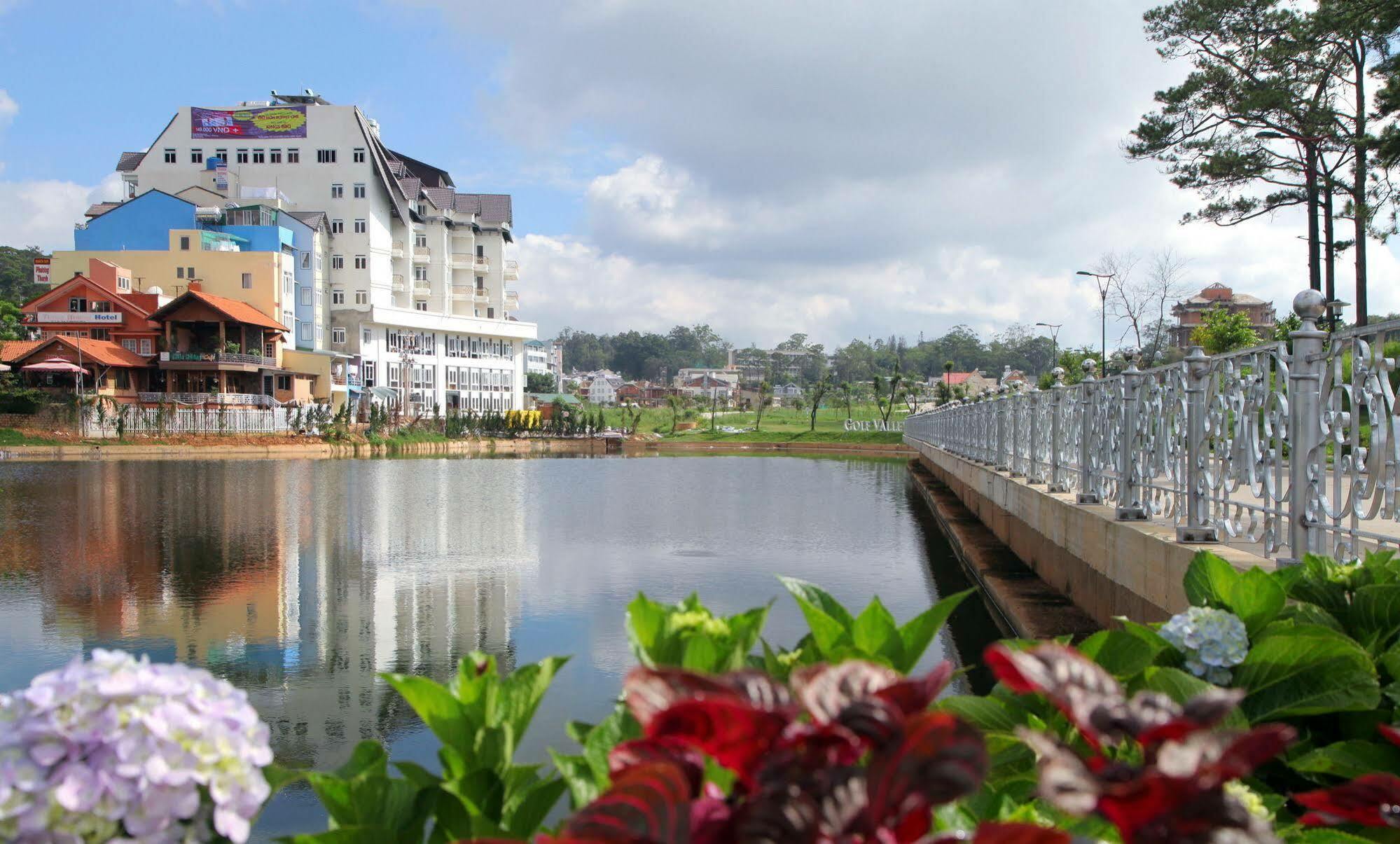 Kings Hotel Dalat Екстер'єр фото